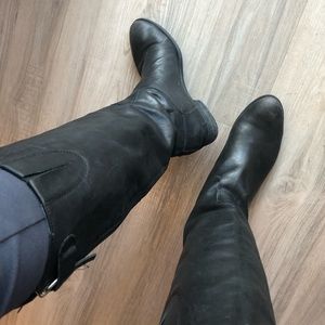 Black Sam Edelman boots.